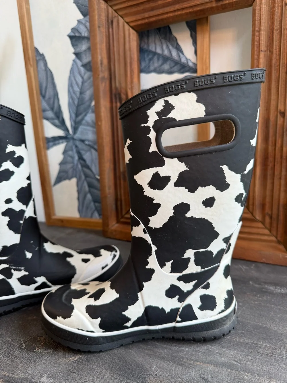 Bogs Cow Print Rain Boots  Kids Size 1 Black White Waterproof Rubber Boots